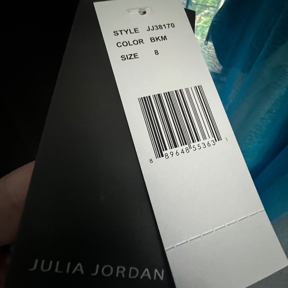 Julia Jordan Pantsuit. Animal print and black. Size 8. Brand new. - Picture 3 of 6